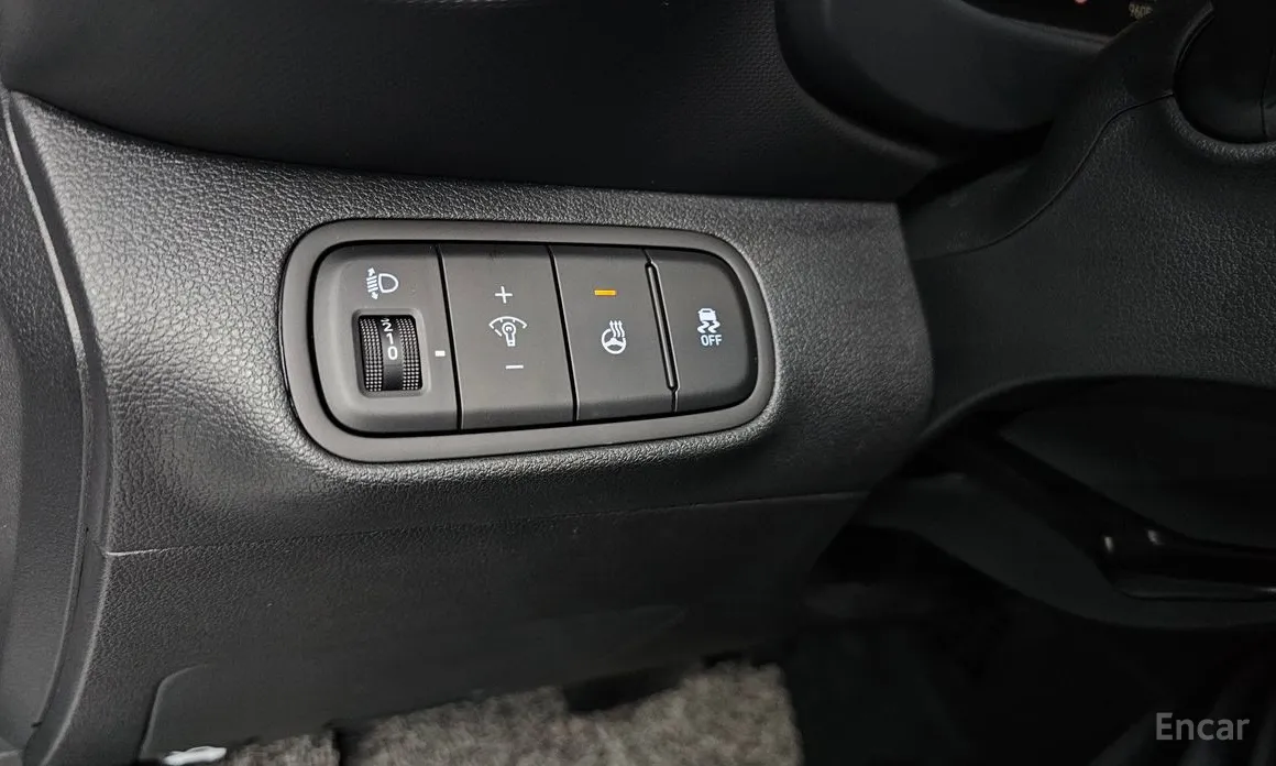 Фото 14 - Hyundai Venue