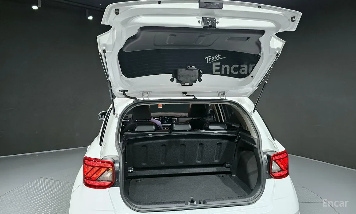 Фото 20 - Hyundai Venue