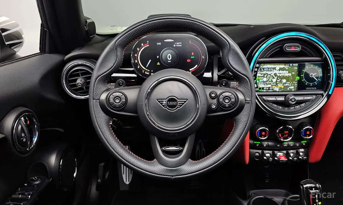 Фото 13 - Mini Cooper Convertible