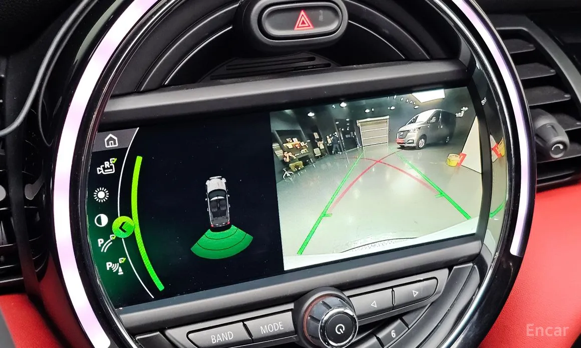 Фото 16 - Mini Cooper Convertible