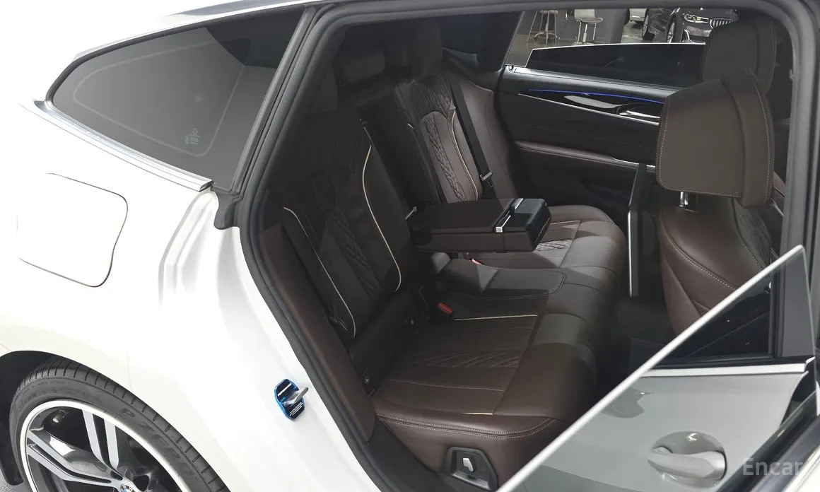 Фото 11 - BMW Gran Turismo