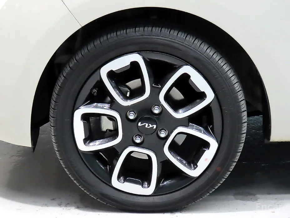 Фото 19 - Kia Ray