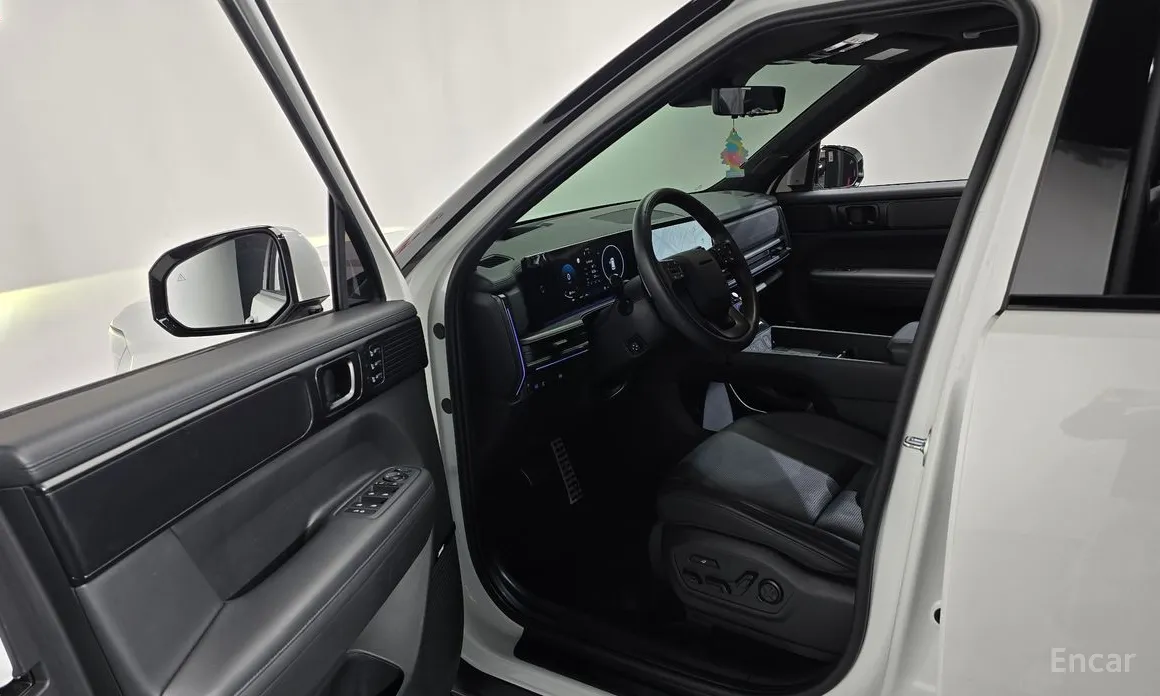 Фото 10 - Hyundai Santa Fe