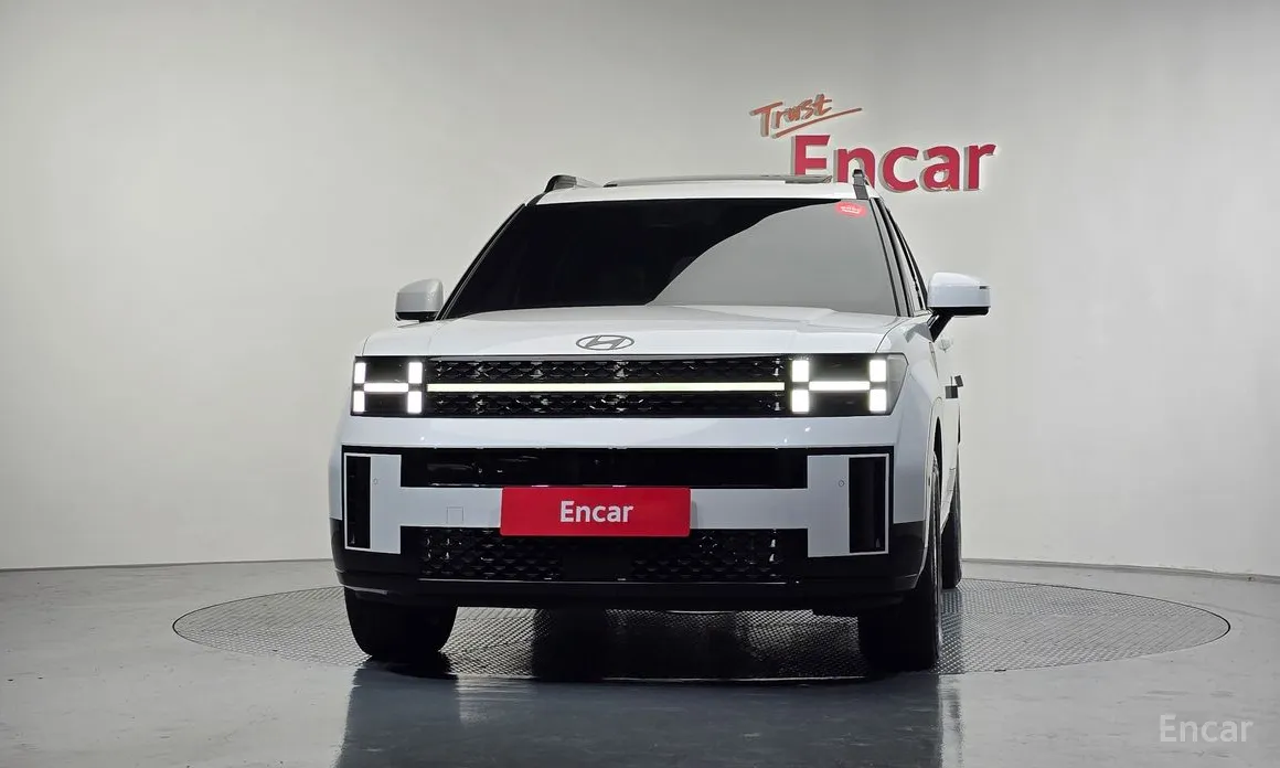 Фото 3 - Hyundai Santa Fe