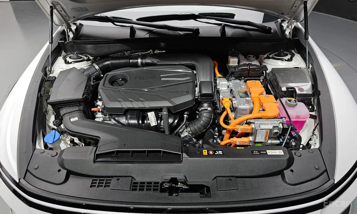 Фото 6 - Hyundai Sonata