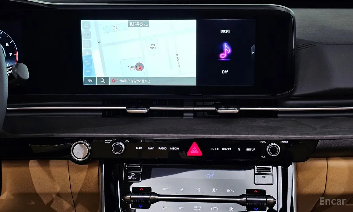 Фото 14 - Kia Carnival