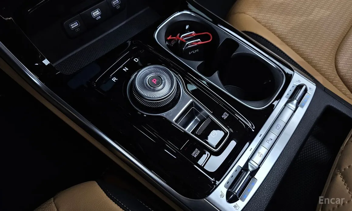 Фото 9 - Kia Carnival