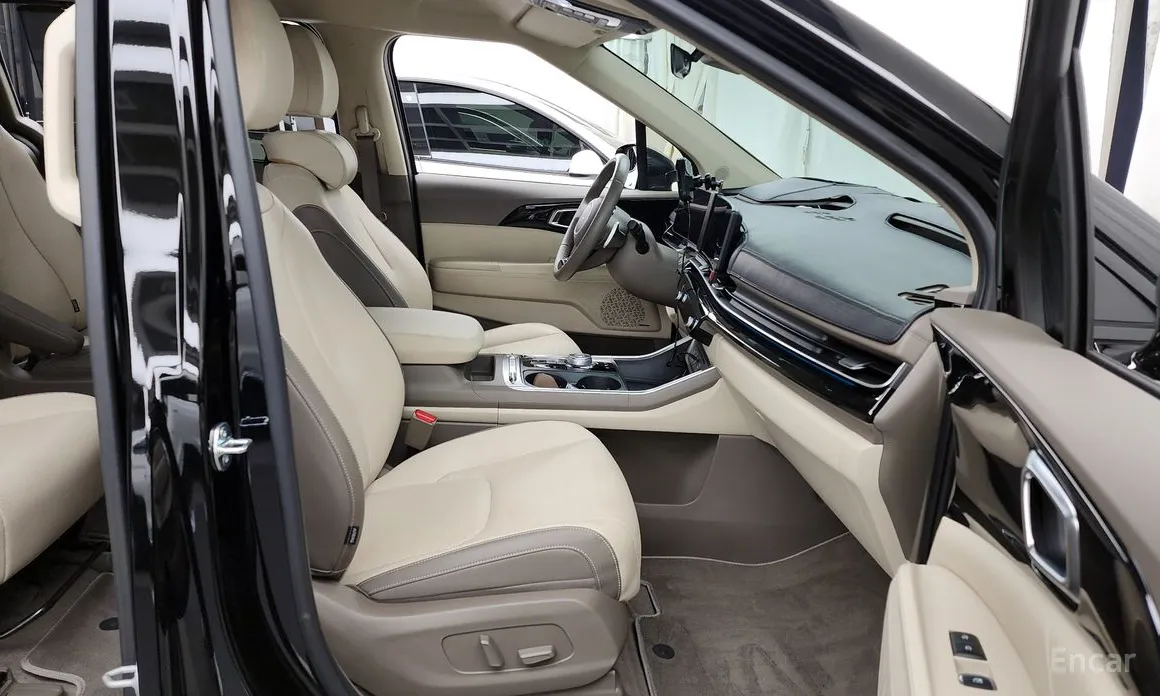 Фото 11 - Kia Carnival