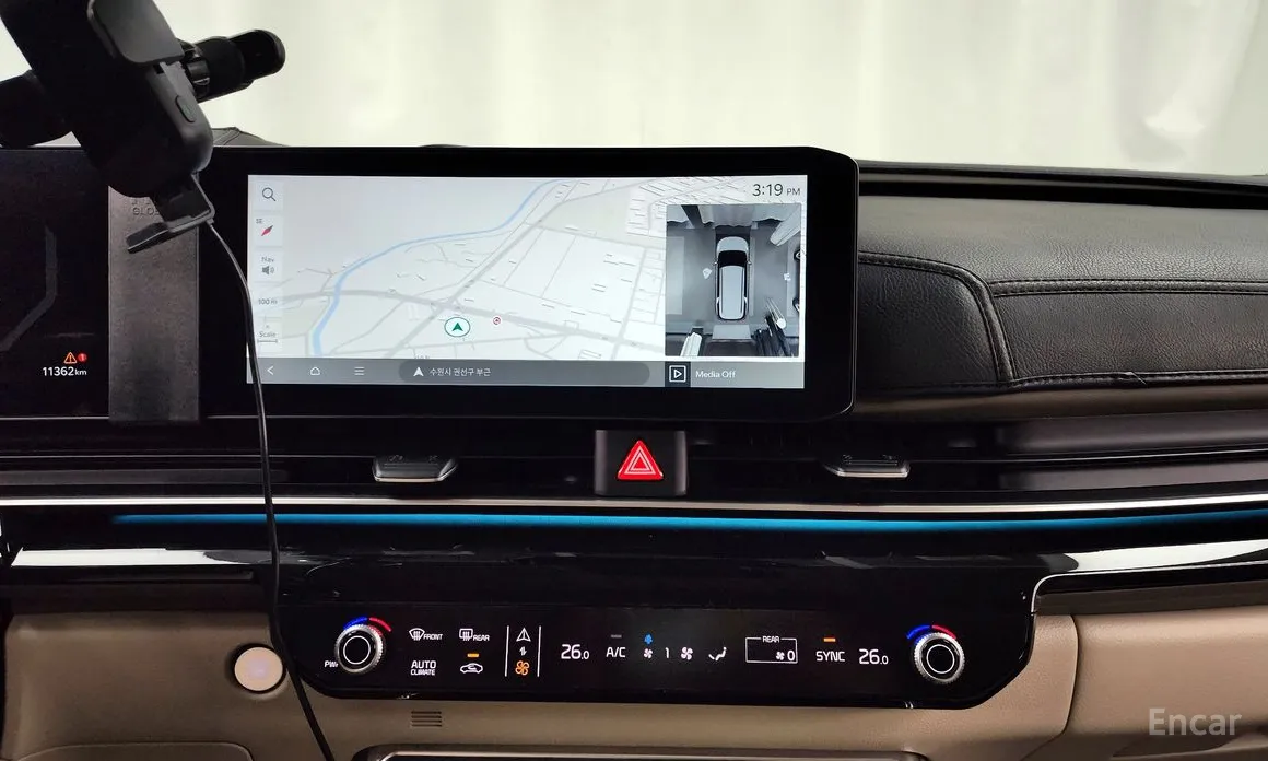 Фото 14 - Kia Carnival