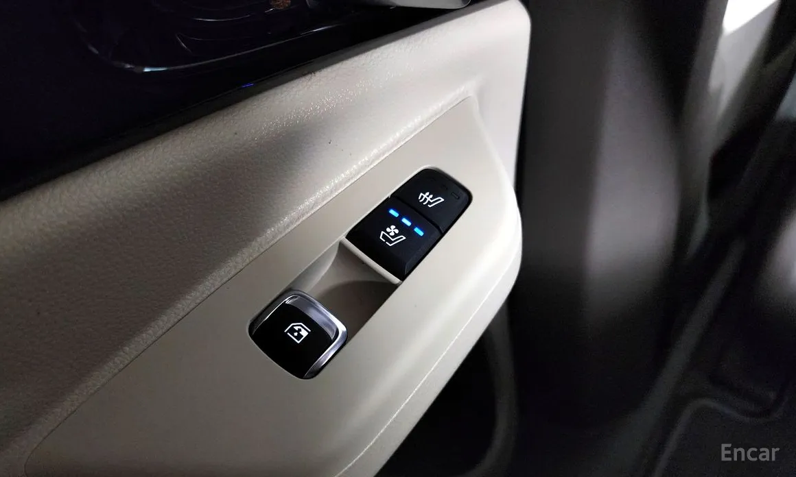 Фото 19 - Kia Carnival