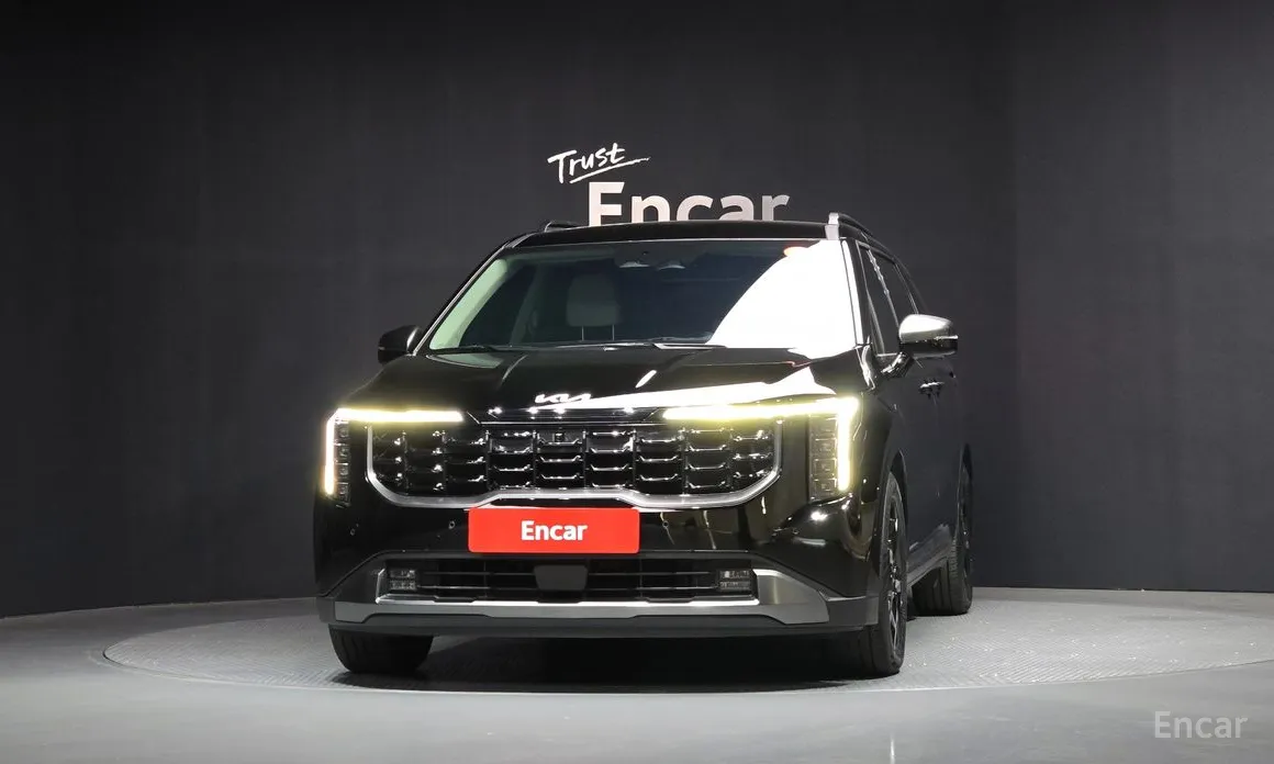 Фото 3 - Kia Carnival