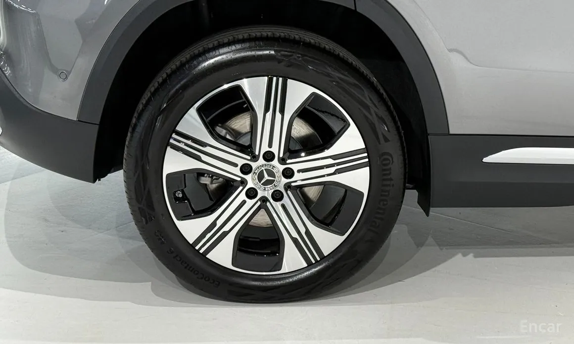 Фото 19 - Mercedes-Benz EQA