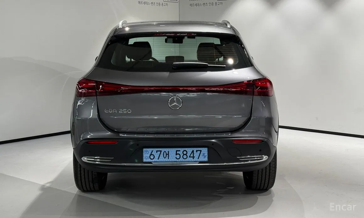 Фото 5 - Mercedes-Benz EQA