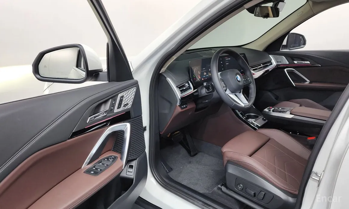 Фото 10 - BMW X1