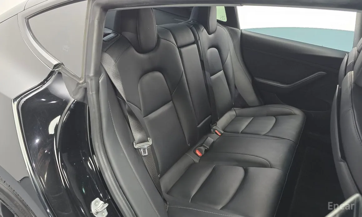 Photo 12 - Tesla Model 3