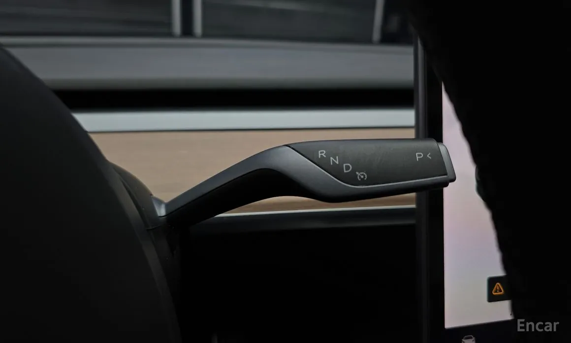 Photo 9 - Tesla Model 3