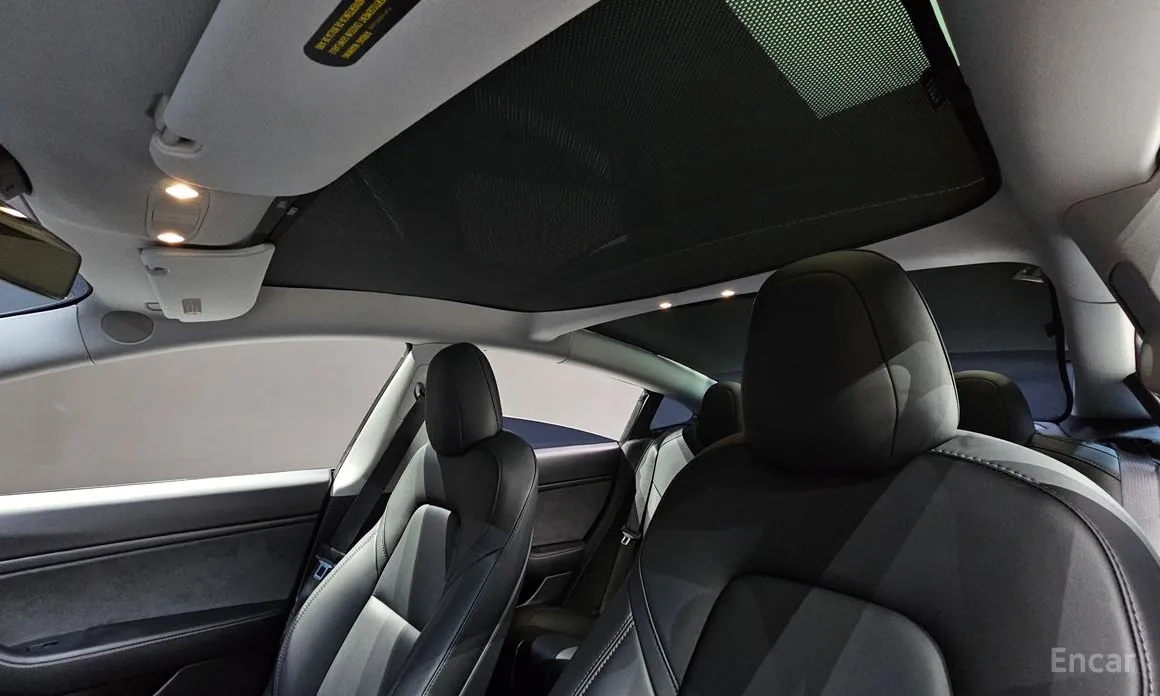 Фото 14 - Tesla Model 3