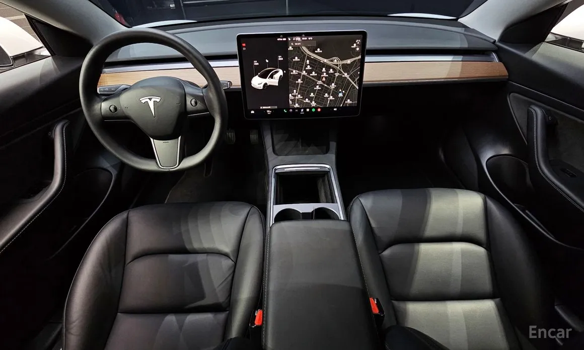 Фото 7 - Tesla Model 3