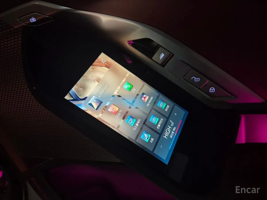 Фото 17 - BMW i7