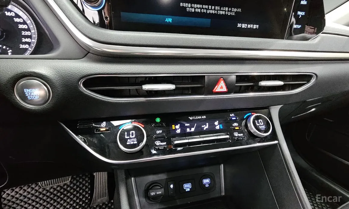 Фото 15 - Hyundai Sonata