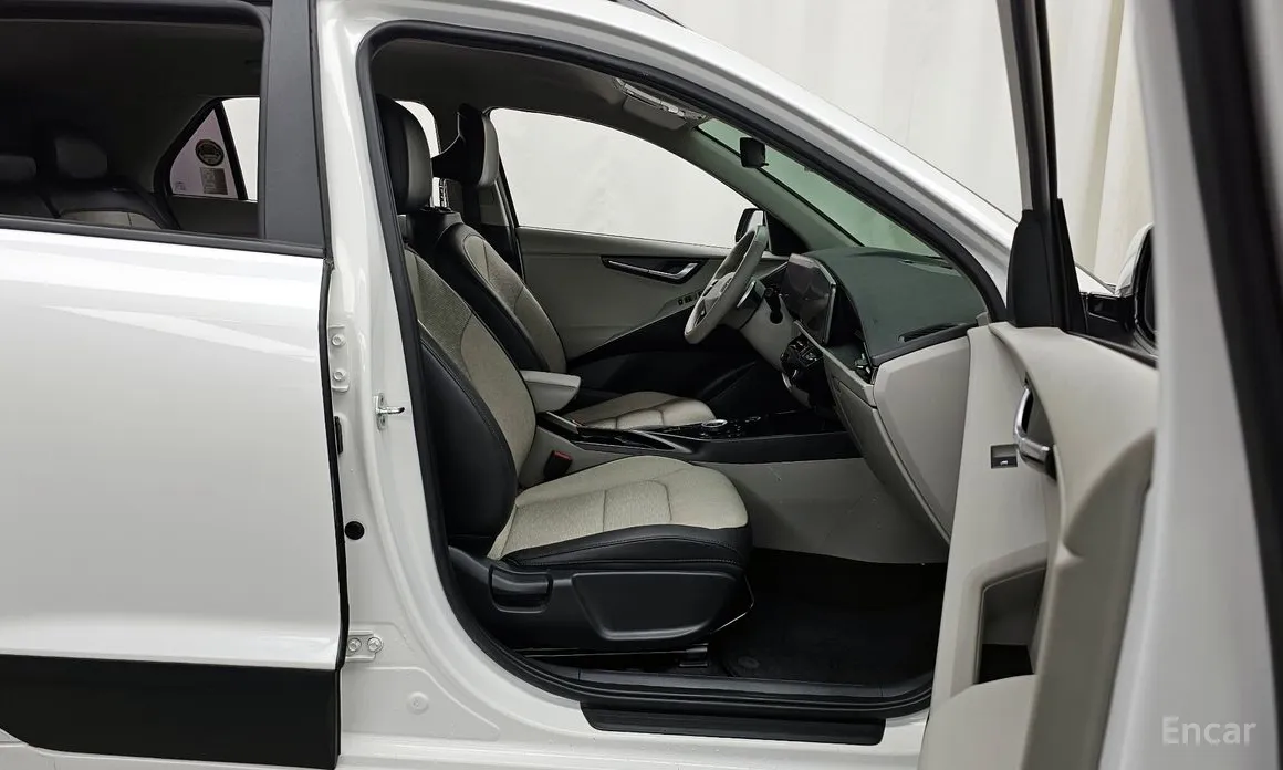 Фото 11 - Kia Niro