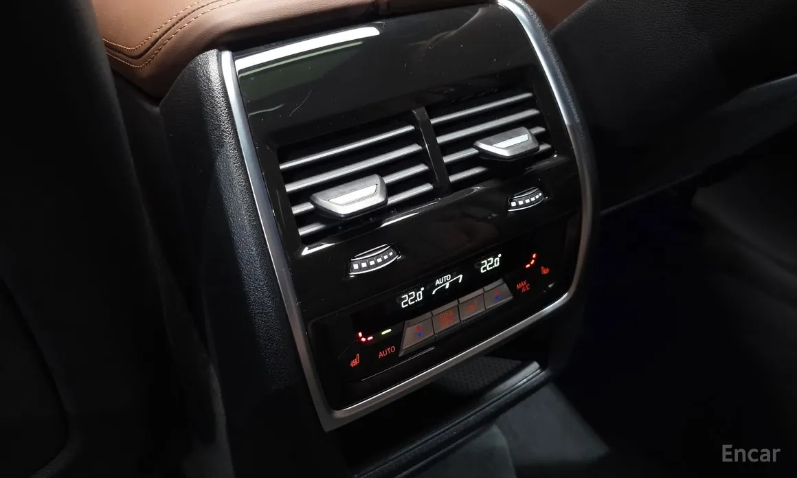 Фото 19 - BMW X6