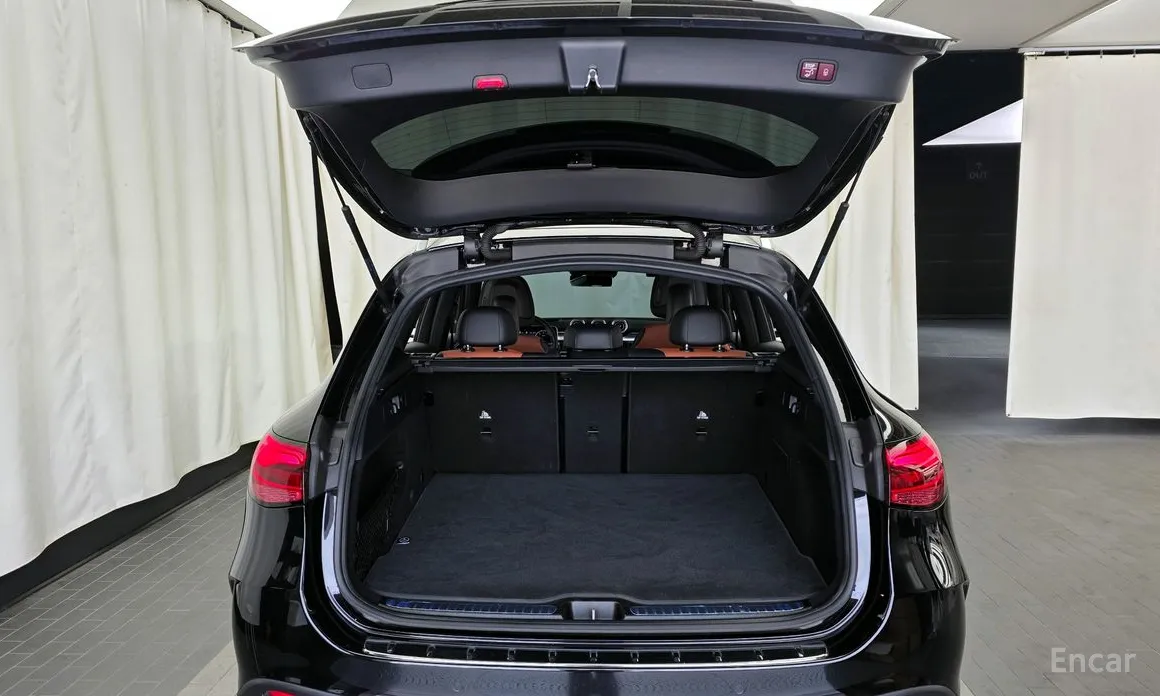 Фото 20 - Mercedes-Benz GLC-Class