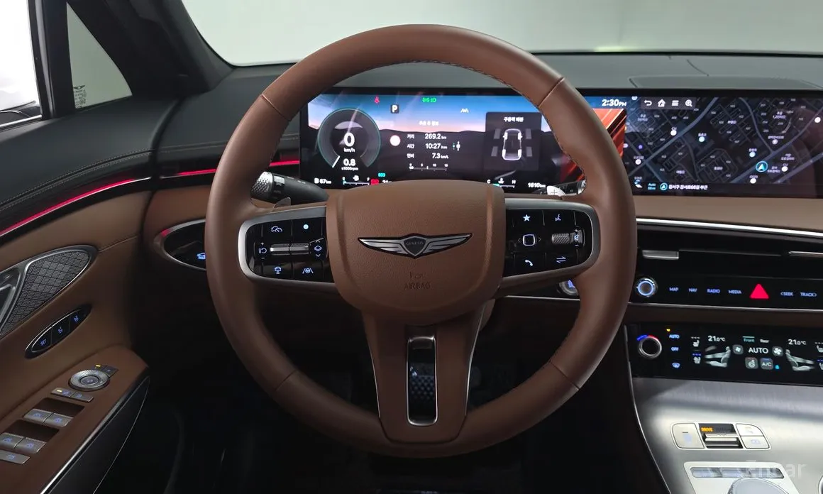 Фото 13 - Genesis GV70