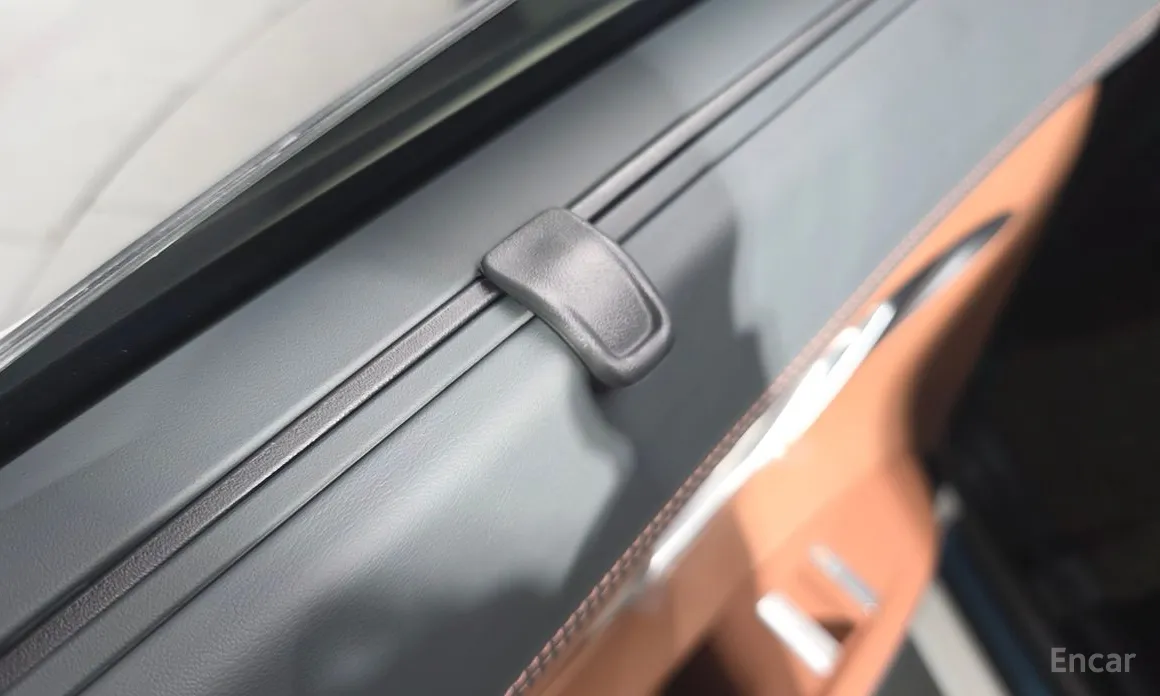 Фото 18 - Genesis GV70