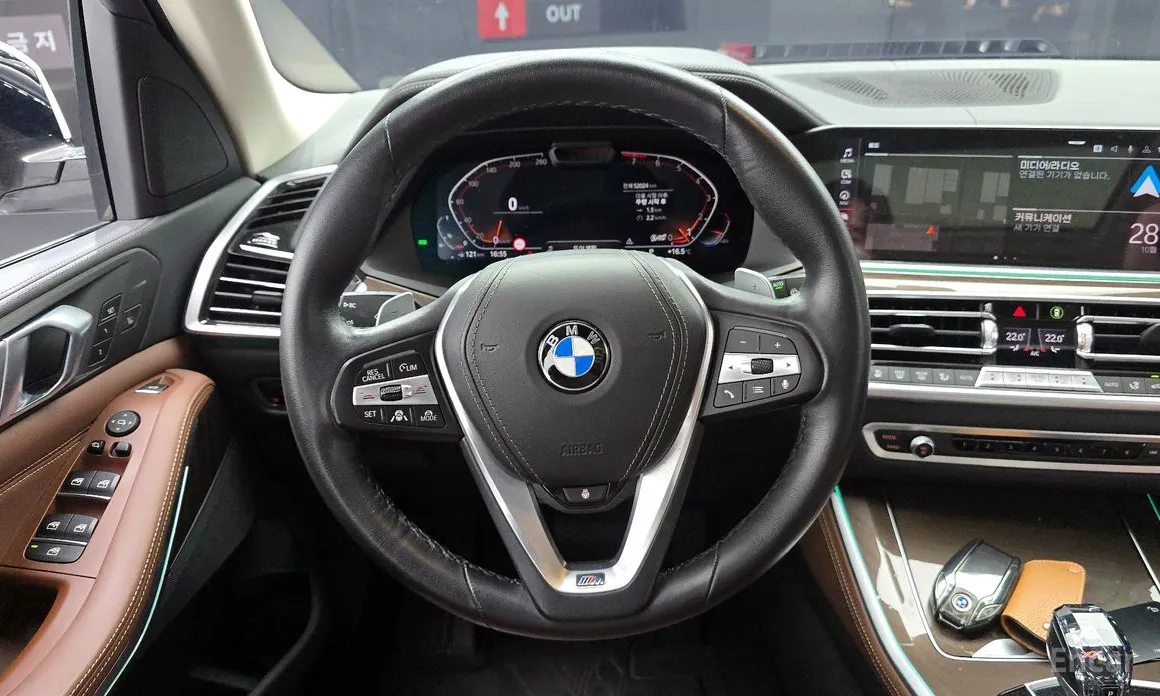 Фото 13 - BMW X5