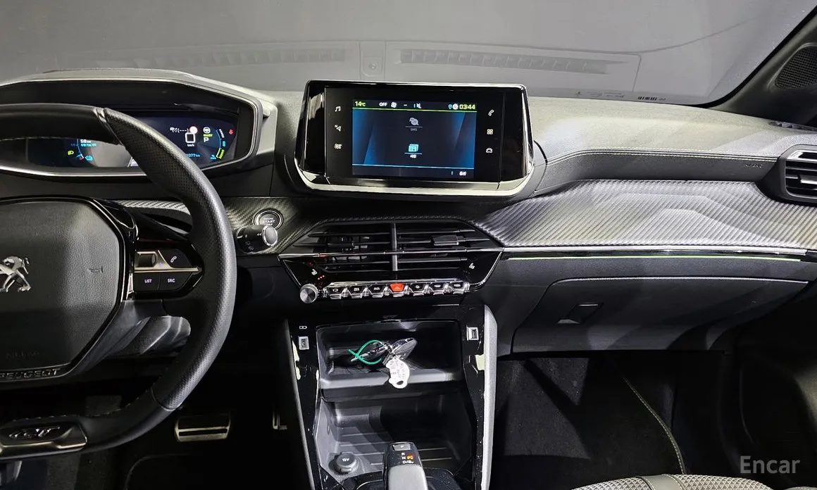 Фото 19 - Peugeot 208