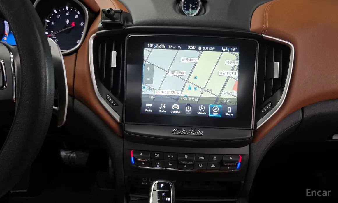 Фото 16 - Maserati Ghibli