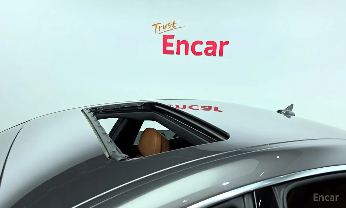 Фото 19 - Maserati Ghibli