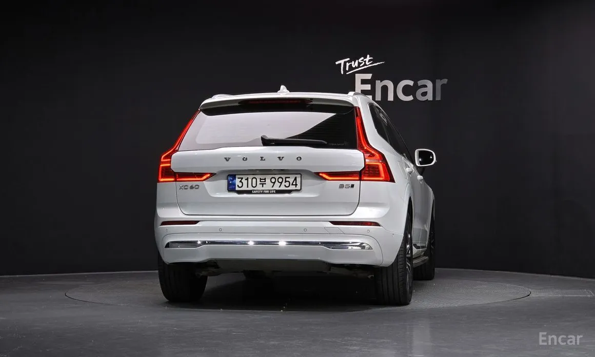 Фото 4 - Volvo XC60