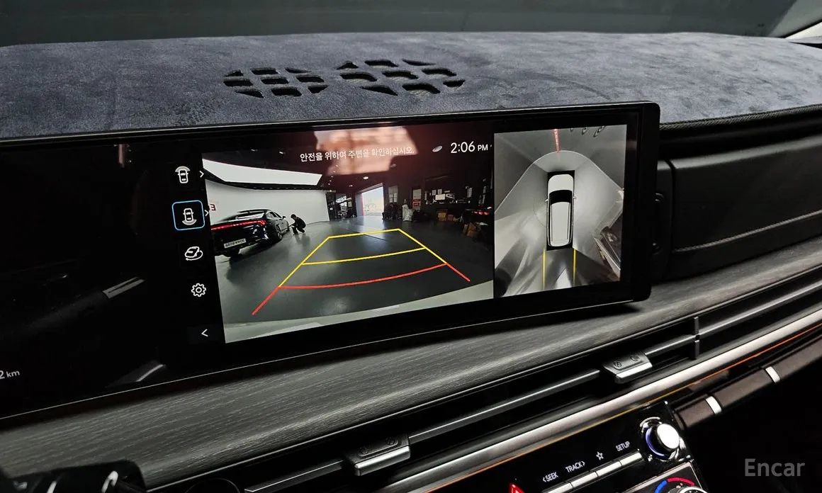 Фото 15 - Hyundai Santa Fe