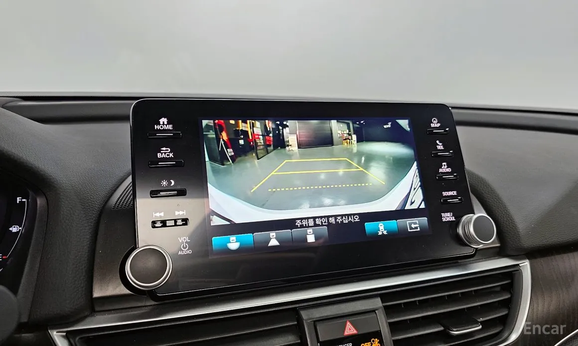 Фото 18 - Honda Accord