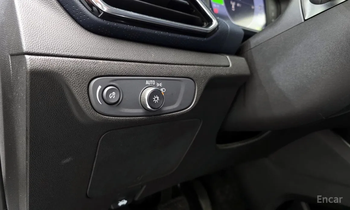 Фото 14 - Chevrolet Bolt EUV