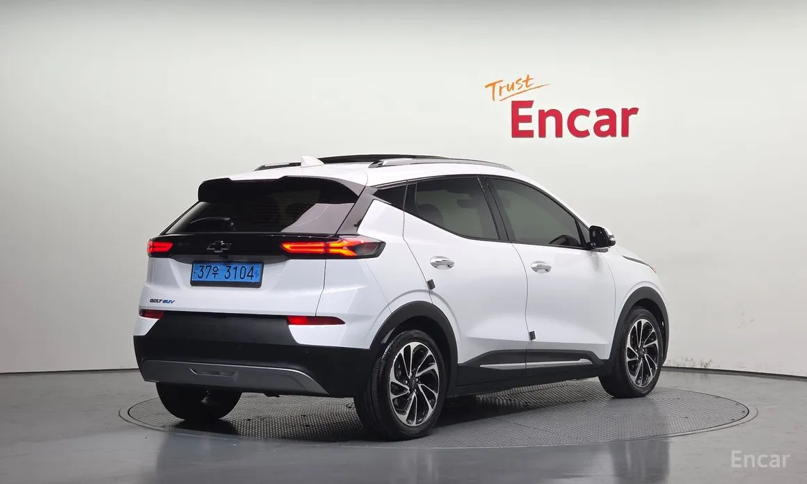 Фото 2 - Chevrolet Bolt EUV