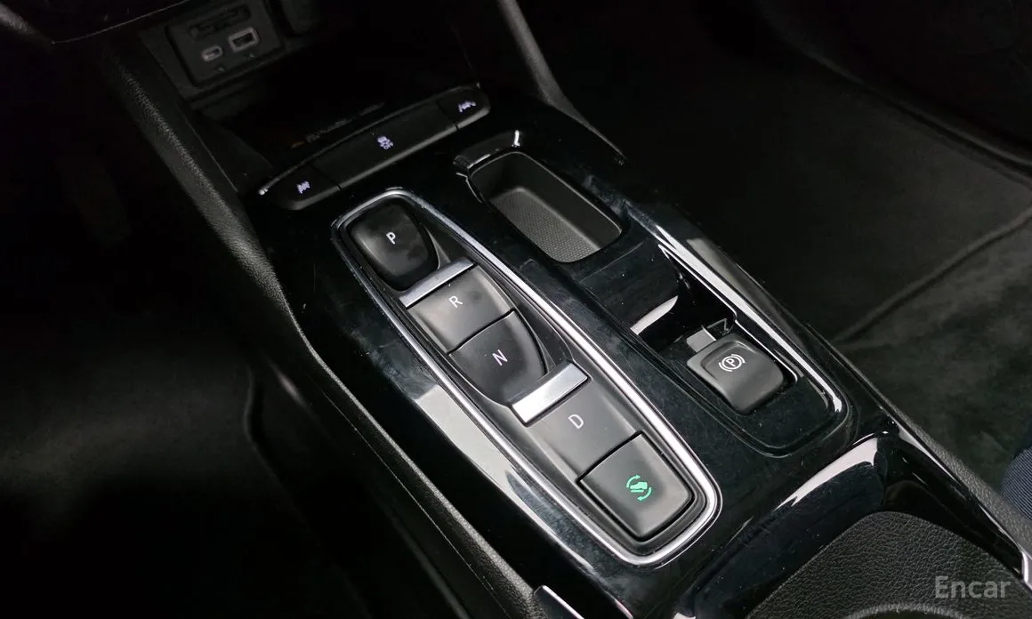 Фото 9 - Chevrolet Bolt EUV