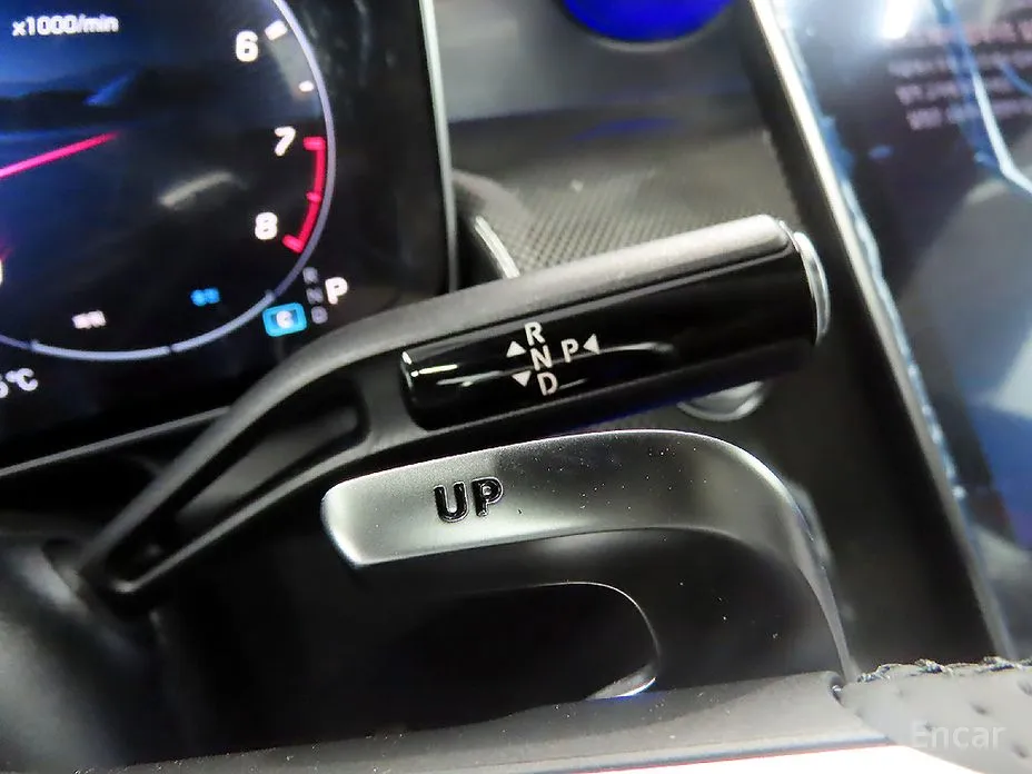 Фото 12 - Mercedes-Benz GLC-Class