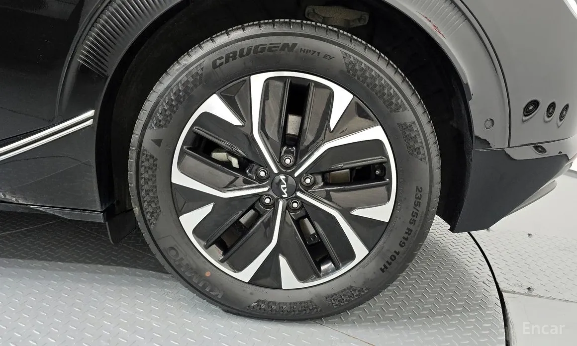 Фото 5 - Kia EV6