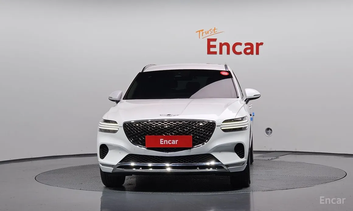 Photo 3 - Genesis GV70