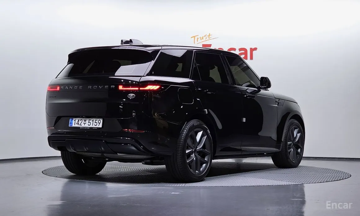 Фото 2 - Land Rover Range Rover Sport