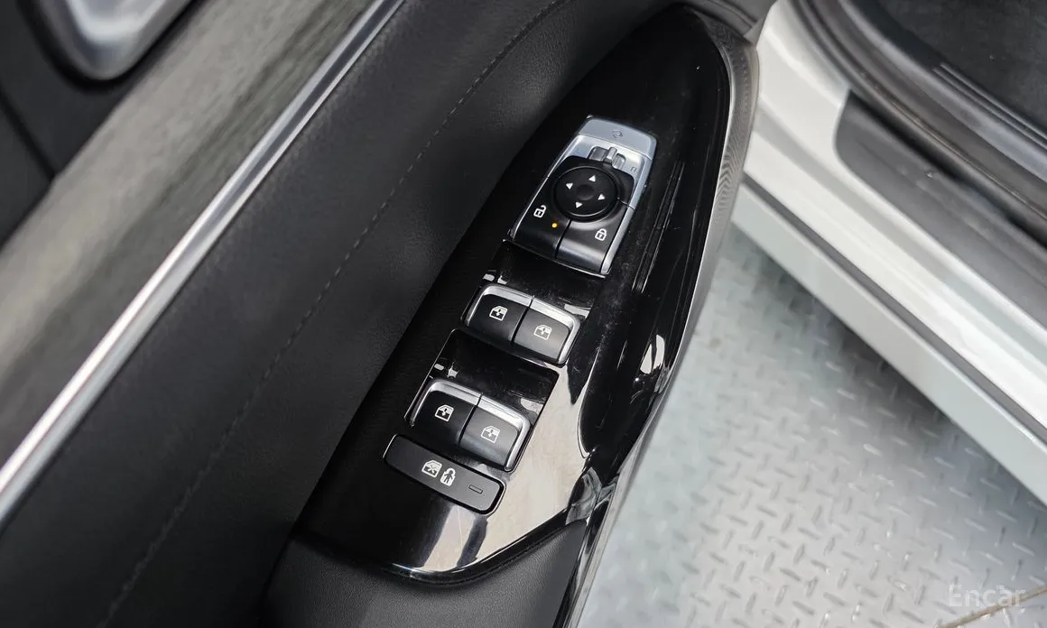 Фото 14 - Kia K5