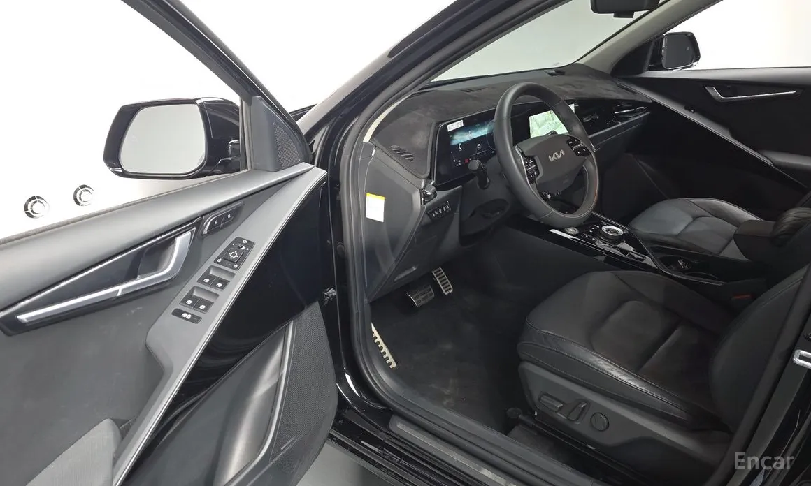 Фото 11 - Kia Niro