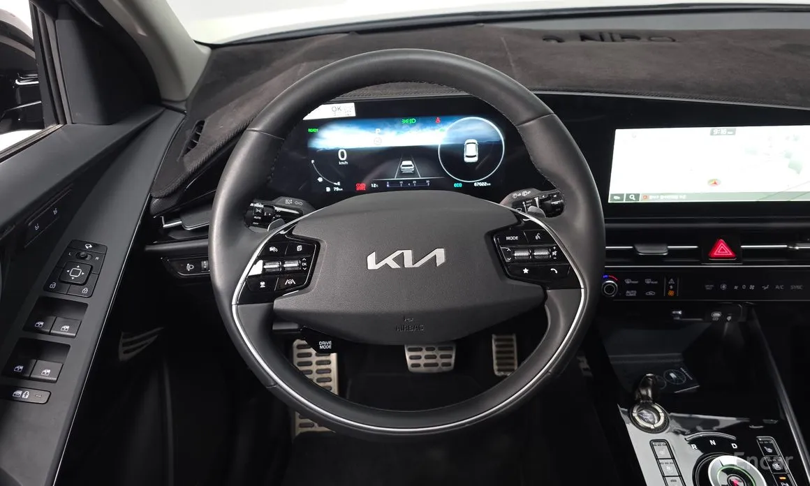 Фото 13 - Kia Niro