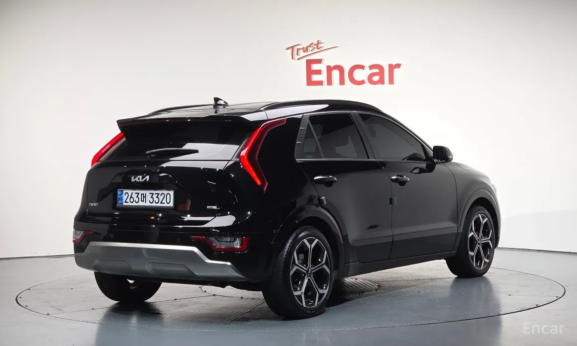 Фото 2 - Kia Niro