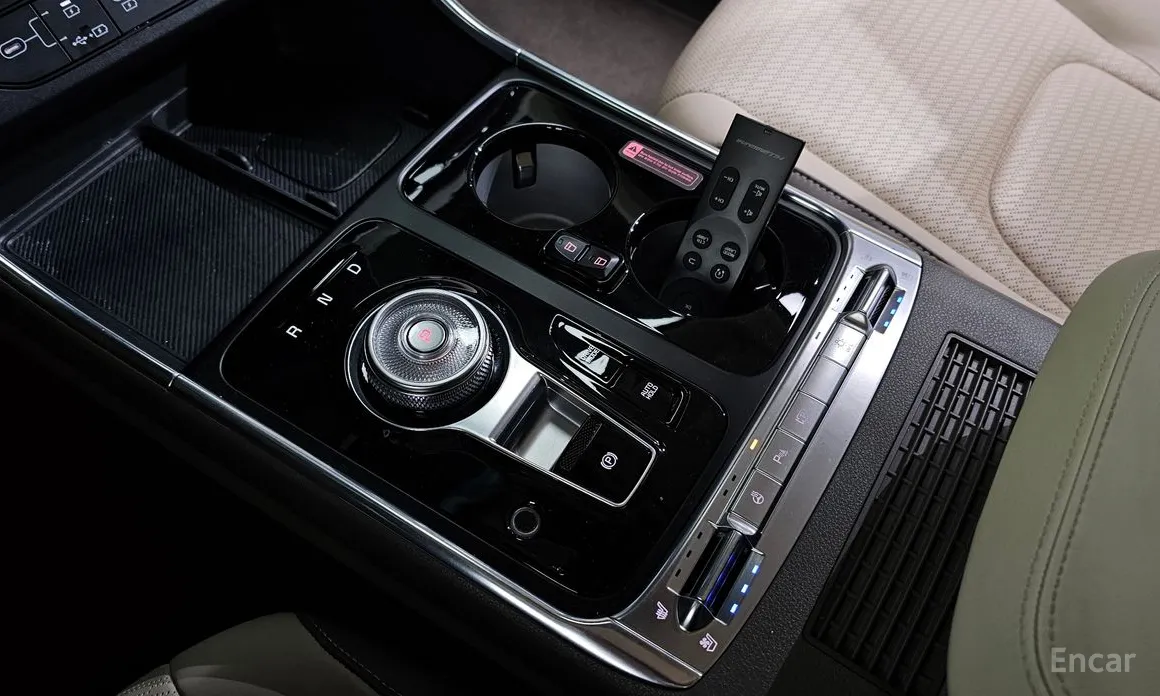 Фото 11 - Kia Carnival