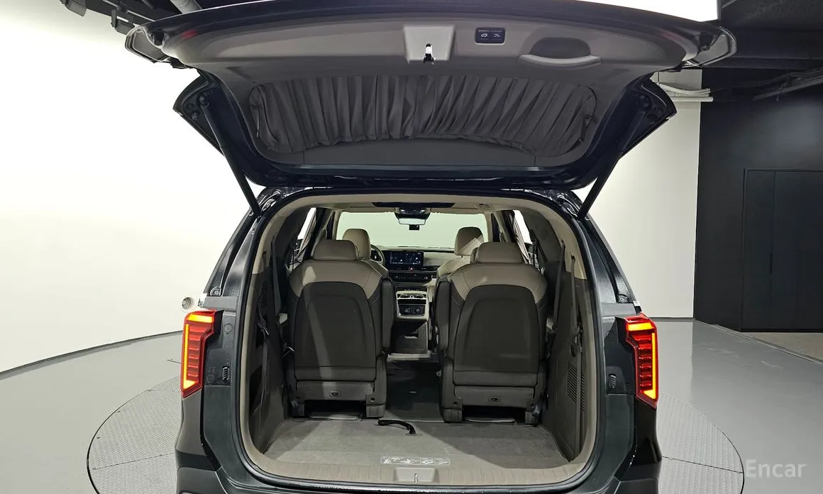 Фото 19 - Kia Carnival