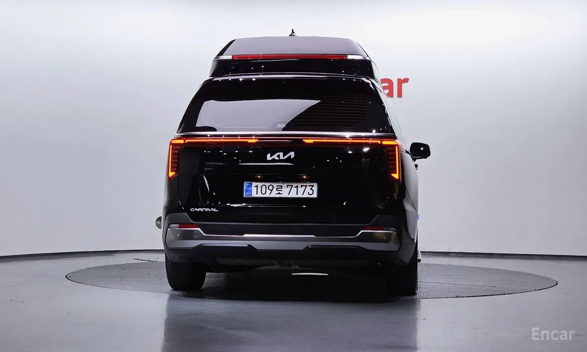 Фото 4 - Kia Carnival